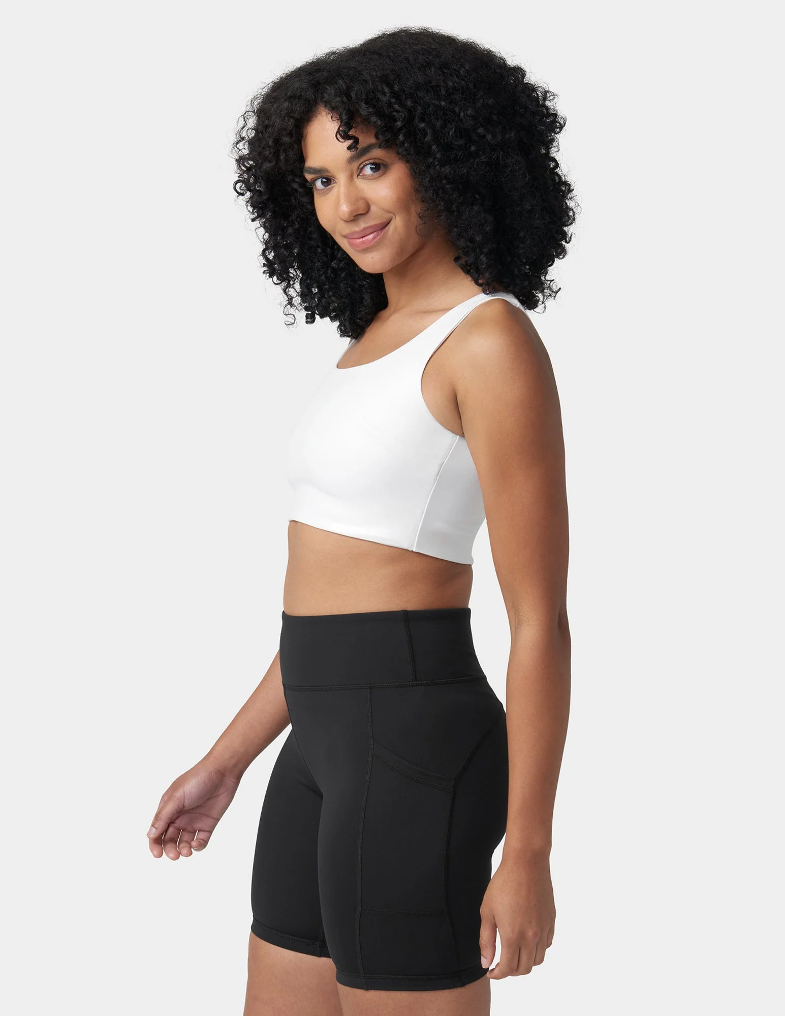 Cropped Full Back Tank Top - Image 4