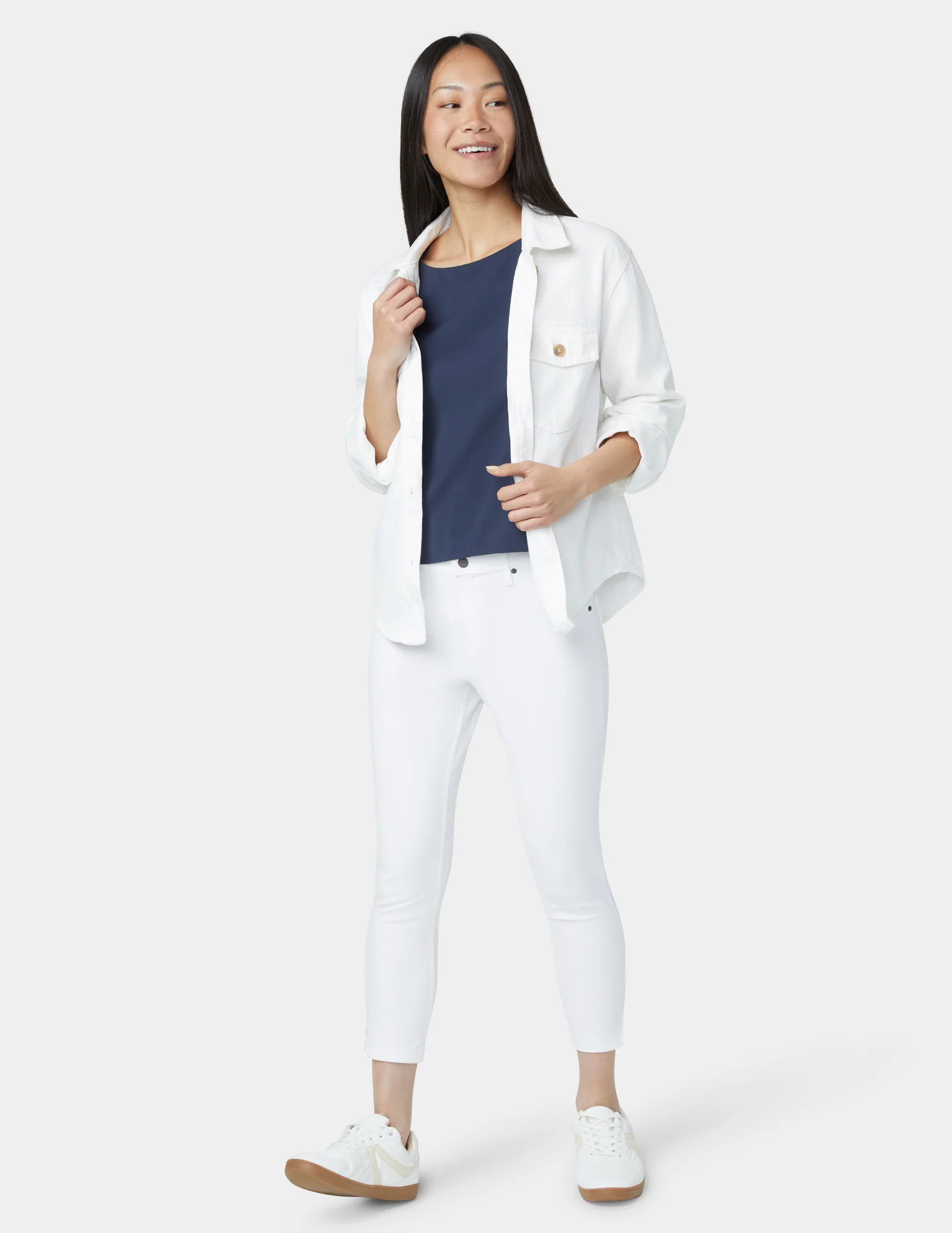 Essential Denim Mid-Rise Capri - Image 7