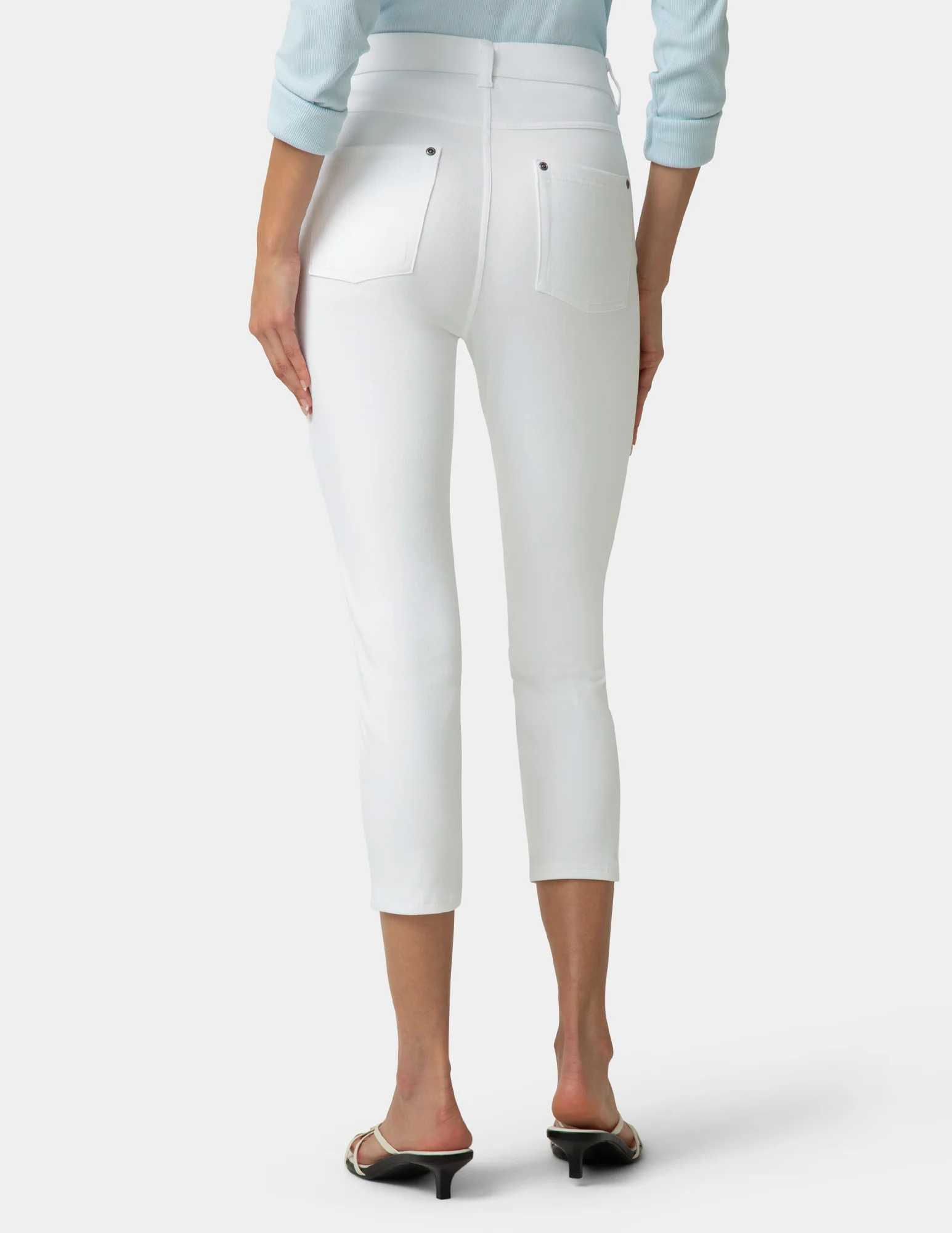 Hi-Rise Ultra Soft Denim Capri Legging - Image 3