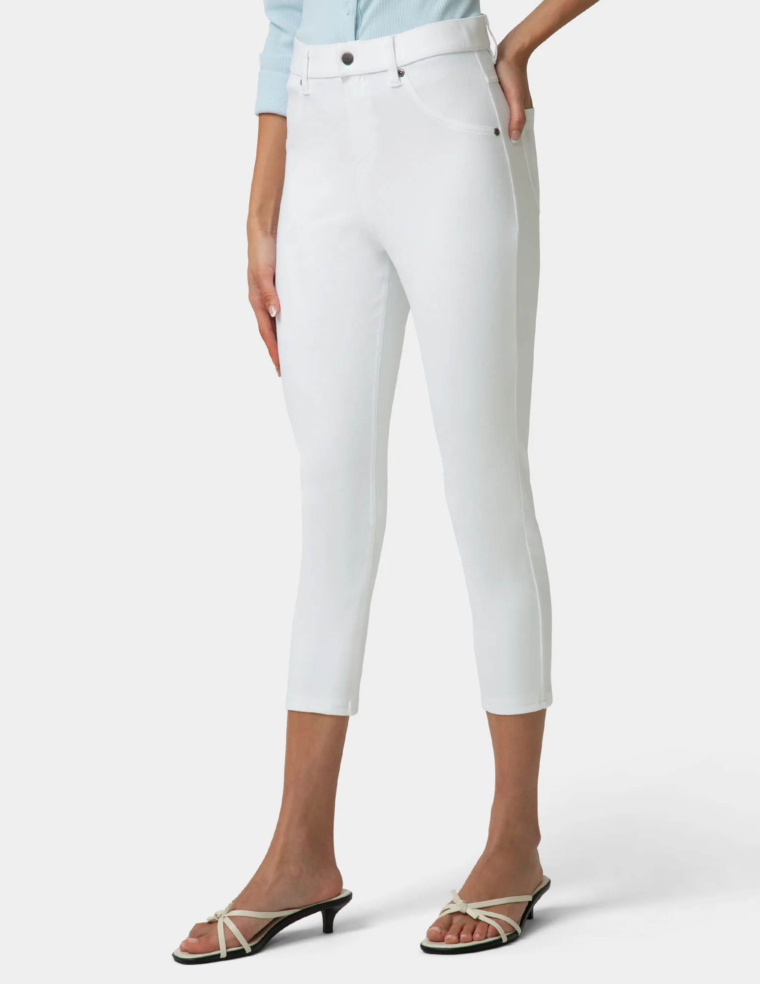 Hi-Rise Ultra Soft Denim Capri Legging - Image 4